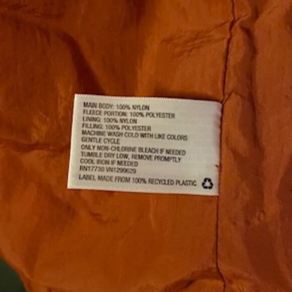 1XL Women's cool weather nylon/fleece, zip up jacket - Picture 3 of 4